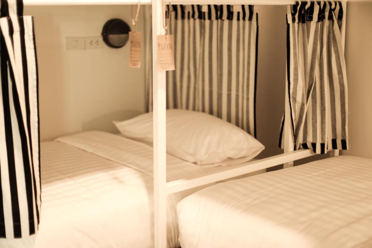 Lullaby Non-smoking (adults Only) Hostal